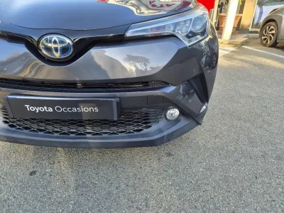 TOYOTA C-HR 122h Edition 2WD E-CVT RC18 occasion 2019 - Photo 2
