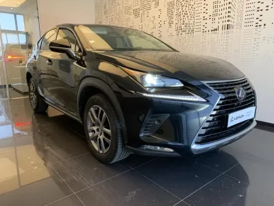 LEXUS NX 300h 4WD Luxe Euro6d-T occasion 2019 - Photo 1