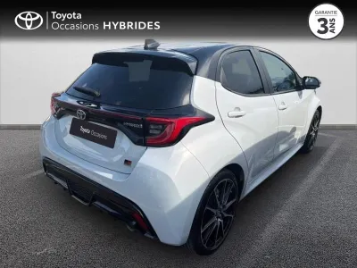 TOYOTA Yaris 116h GR Sport 5p MY22 occasion 2022 - Photo 2