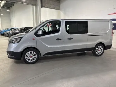 RENAULT Trafic Fg L2H1  2.0 Blue dCi 150ch Cabine Approfondie red edition bva9 5pl occasion 2026 - Photo 2