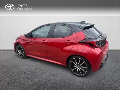 TOYOTA Yaris 116h GR Sport 5p MY22 occasion 2022 - Photo 2