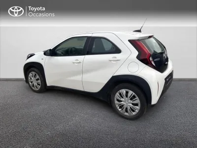 TOYOTA Aygo X 1.0 VVT-i 72ch Dynamic occasion 2022 - Photo 2