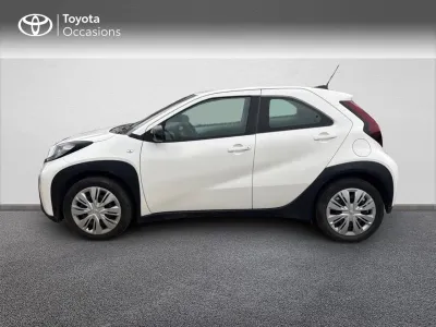 TOYOTA Aygo X 1.0 VVT-i 72ch Dynamic occasion 2022 - Photo 3