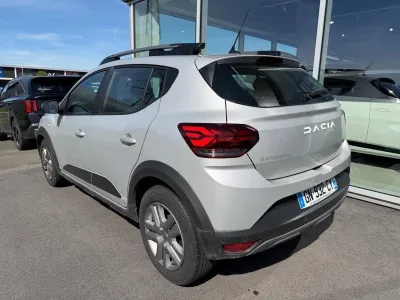 DACIA Sandero 1.0 TCe 90ch Stepway Expression occasion 2023 - Photo 3