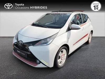 TOYOTA Aygo 1.0 VVT-i 69ch x-glam 5p occasion 2017 - Photo 1