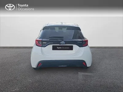 TOYOTA Yaris 116h Design 5p MY22 occasion 2023 - Photo 4