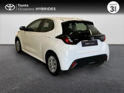 TOYOTA Yaris 116h Dynamic Business 5p + Programme Beyond Zero Academy MY22 occasion 2023 - Photo 2