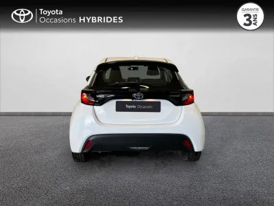 TOYOTA Yaris 116h Dynamic Business 5p + Programme Beyond Zero Academy MY22 occasion 2023 - Photo 4