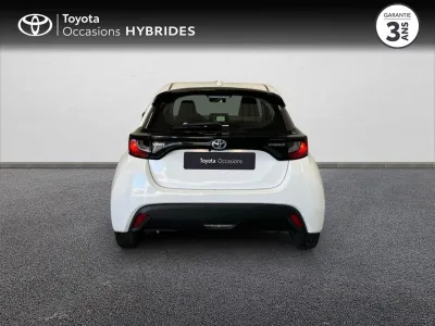 TOYOTA Yaris 116h Dynamic Business 5p + Programme Beyond Zero Academy MY22 occasion 2023 - Photo 4