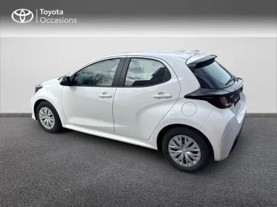 TOYOTA Yaris 116h Dynamic 5p MY22 occasion 2023 - Photo 2