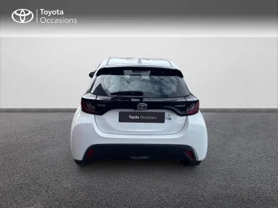 TOYOTA Yaris 116h Dynamic 5p MY22 occasion 2023 - Photo 4