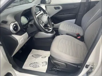 HYUNDAI i10 1.0 67ch ECO Creative occasion 2024 - Photo 2