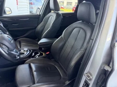 BMW Serie 2 ActiveTourer 216dA 116ch Luxury occasion 2018 - Photo 4