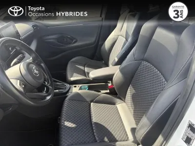 TOYOTA Yaris 116h Collection 5p occasion 2020 - Photo 3