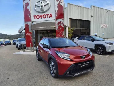 TOYOTA Aygo X 1.0 VVT-i 72ch Collection S-CVT occasion 2023 - Photo 1