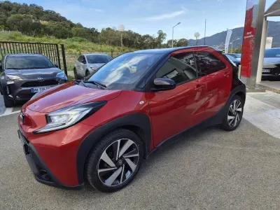TOYOTA Aygo X 1.0 VVT-i 72ch Collection S-CVT occasion 2023 - Photo 4