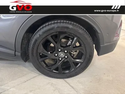 TOYOTA C-HR 122h Graphic 2WD E-CVT RC18 occasion 2019 - Photo 4