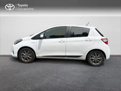 TOYOTA Yaris 100h Dynamic 5p RC19 occasion 2019 - Photo 3