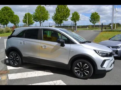 OPEL Crossland 1.2 Turbo 110ch Elegance Business occasion 2023 - Photo 2