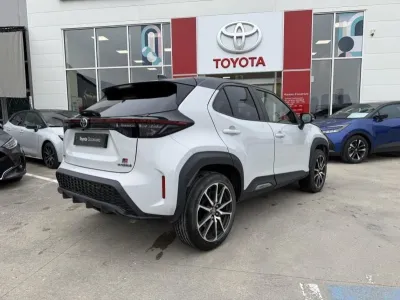 TOYOTA Yaris Cross 116h GR Sport MY22 occasion 2023 - Photo 2
