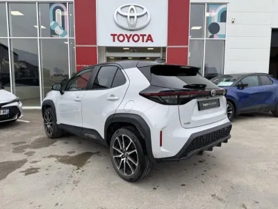 TOYOTA Yaris Cross 116h GR Sport MY22 occasion 2023 - Photo 3