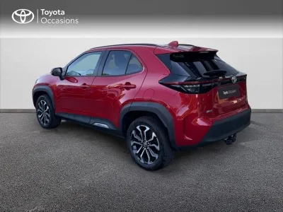TOYOTA Yaris Cross 116h Design Cargo MY22 occasion 2023 - Photo 2