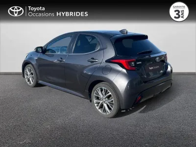 TOYOTA Yaris 116h Iconic 5p MY22 occasion 2021 - Photo 2