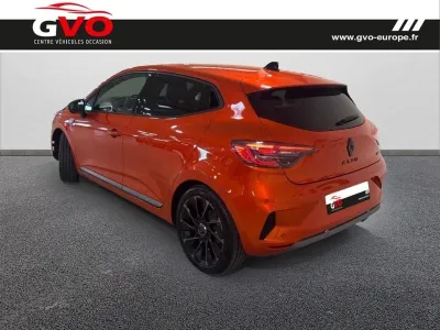 RENAULT Clio 1.6 E-Tech 145ch full hybrid esprit Alpine occasion 2024 - Photo 2