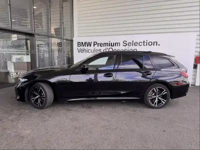 BMW Série 3 Touring 330eA 292ch M Sport occasion 2025 - Photo 2