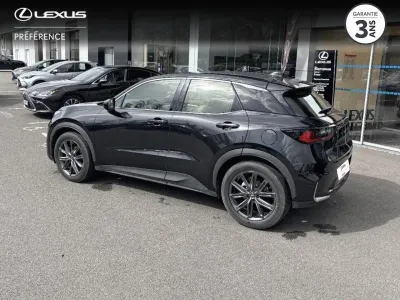 LEXUS LBX 1.5 136ch Elegant 2WD occasion 2024 - Photo 2