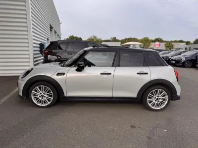 MINI Mini 5 Portes Cooper 136ch Edition Camden BVA7 occasion 2022 - Photo 3