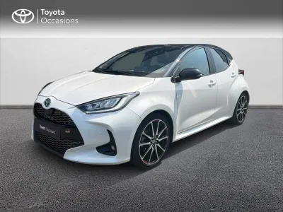 TOYOTA Yaris 116h GR Sport Techno 5p MY22 occasion 2023 - Photo 1
