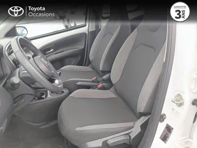 TOYOTA Aygo X 1.0 VVT-i 72ch Dynamic occasion 2023 - Photo 3