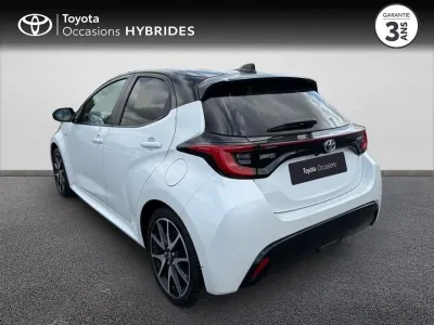 TOYOTA Yaris 116h Collection 5p occasion 2021 - Photo 2