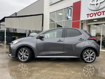 TOYOTA Yaris 116h Iconic 5p MY22 occasion 2023 - Photo 3