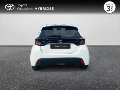 TOYOTA Yaris 116h Dynamic Business 5p MY22 occasion 2023 - Photo 4
