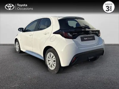 TOYOTA Yaris 120 VVT-i Dynamic 5p MY22 occasion 2024 - Photo 2