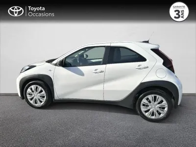 TOYOTA Aygo X 1.0 VVT-i 72ch Dynamic occasion 2023 - Photo 3
