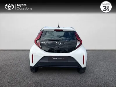 TOYOTA Aygo X 1.0 VVT-i 72ch Dynamic occasion 2022 - Photo 4