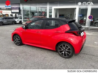 TOYOTA Yaris 116h Première 5p occasion 2021 - Photo 2