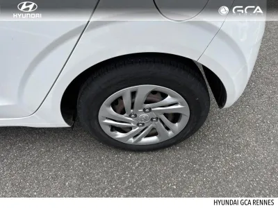 HYUNDAI i10 1.0 67ch ECO Intuitive BVR occasion 2021 - Photo 4