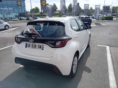 TOYOTA Yaris 116h Collection 5p MC24 occasion 2023 - Photo 3