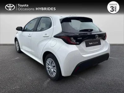 TOYOTA Yaris 116h Dynamic Business 5p + Programme Beyond Zero Academy MY22 occasion 2023 - Photo 2