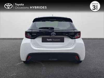 TOYOTA Yaris 116h Dynamic Business 5p + Programme Beyond Zero Academy MY22 occasion 2023 - Photo 4