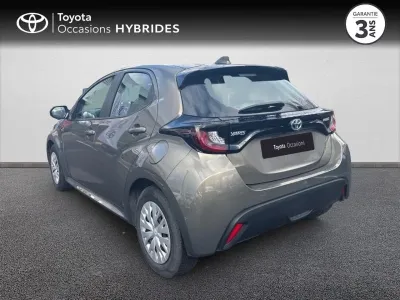 TOYOTA Yaris 116h Dynamic 5p MY22 occasion 2023 - Photo 2