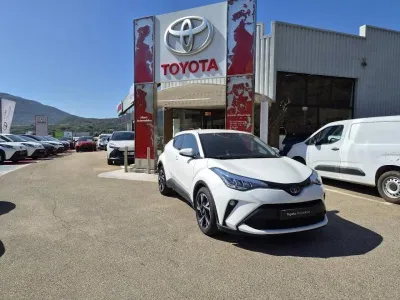 TOYOTA C-HR 122h Edition 2WD E-CVT MY22 occasion 2023 - Photo 1