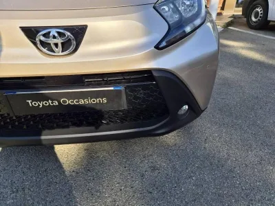 TOYOTA Aygo X 1.0 VVT-i 72ch Design S-CVT MY24 occasion 2024 - Photo 2