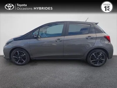TOYOTA Yaris HSD 100h Collection 5p occasion 2016 - Photo 3