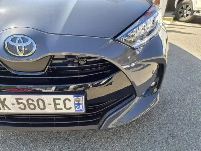 TOYOTA Yaris 116h Design 5p MY26 occasion 2026 - Photo 2