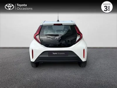 TOYOTA Aygo X 1.0 VVT-i 72ch Dynamic occasion 2023 - Photo 4